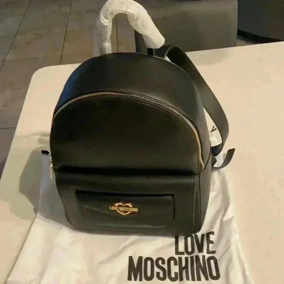 NWT LOVE ❤️ MOSCHINO BORSO BACKPACK main image 9